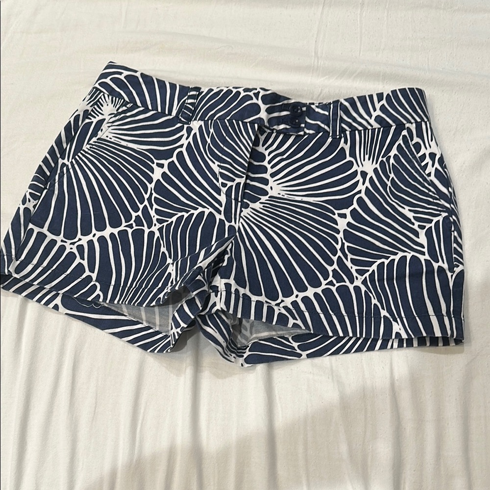 Vineyard Vines Blue and White Shorts with Enlarged Floral Pattern